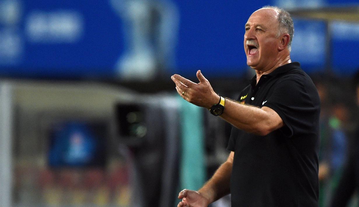 Luis Felipe Scolari sepak bola senior tahun 1973 di klub Caxias, hijrah ke klub Juventude tahun 1980, Novo Hamburgo dan CSA, Scolari memilih sebagai pelatih yang akhirnya membawa Brasil menjadi juara Piala Dunia tahun 2002. (AFP/Johannes Eisele)