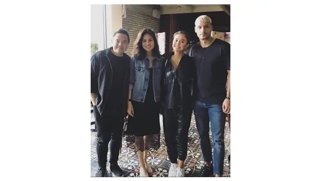 Dikabarkan Dekat, Ini 7 Potret Kebersamaan Agnez Mo dan Raphael Maitimo