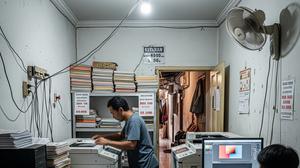 Dinamika Kampus di Balik Etalase Tukang Fotokopi