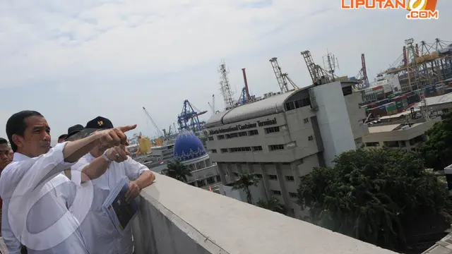[FOTO] Tak Kunjung Kelar, Jokowi Sidak Pembangunan Tol