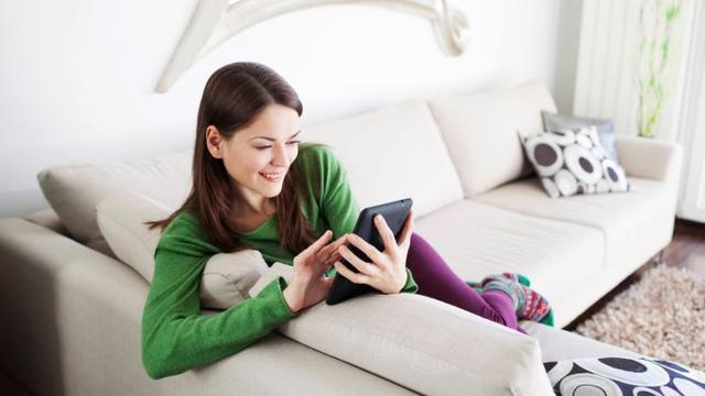 Tips Belanja Makeup di Online Shop yang Aman