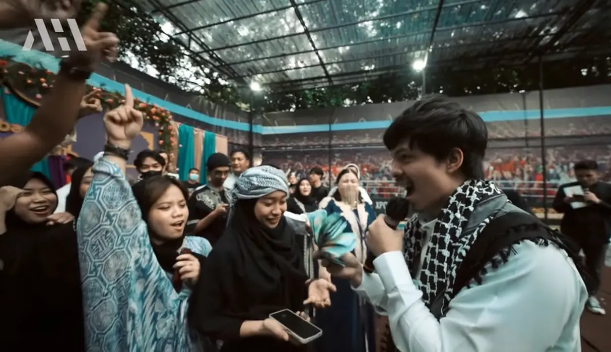 <p>Aurel Hermansyah dan Atta Halilintar (Youtube/AH)</p>