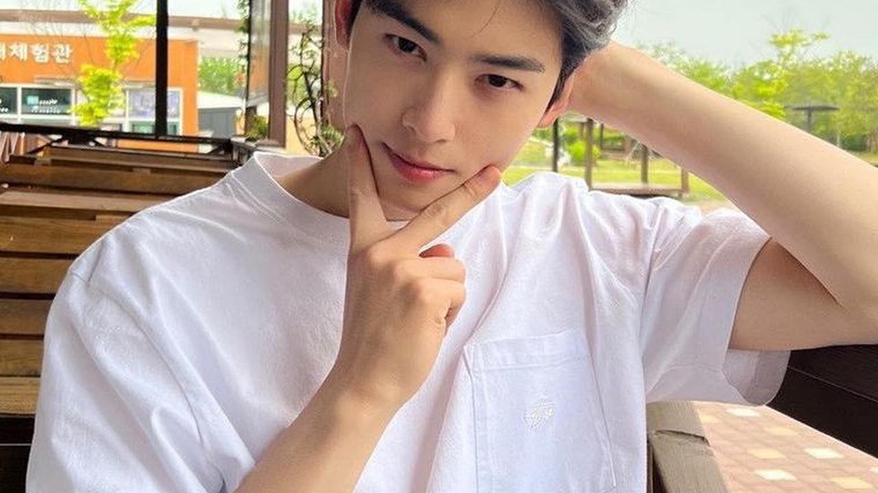 <b>Namanya sebenarnya Lee Dong Min</b>