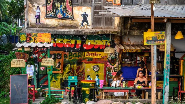 8 Staf Hostel Ditahan Setelah 6 Turis Asing Meninggal Akibat Keracunan Metanol di Laos