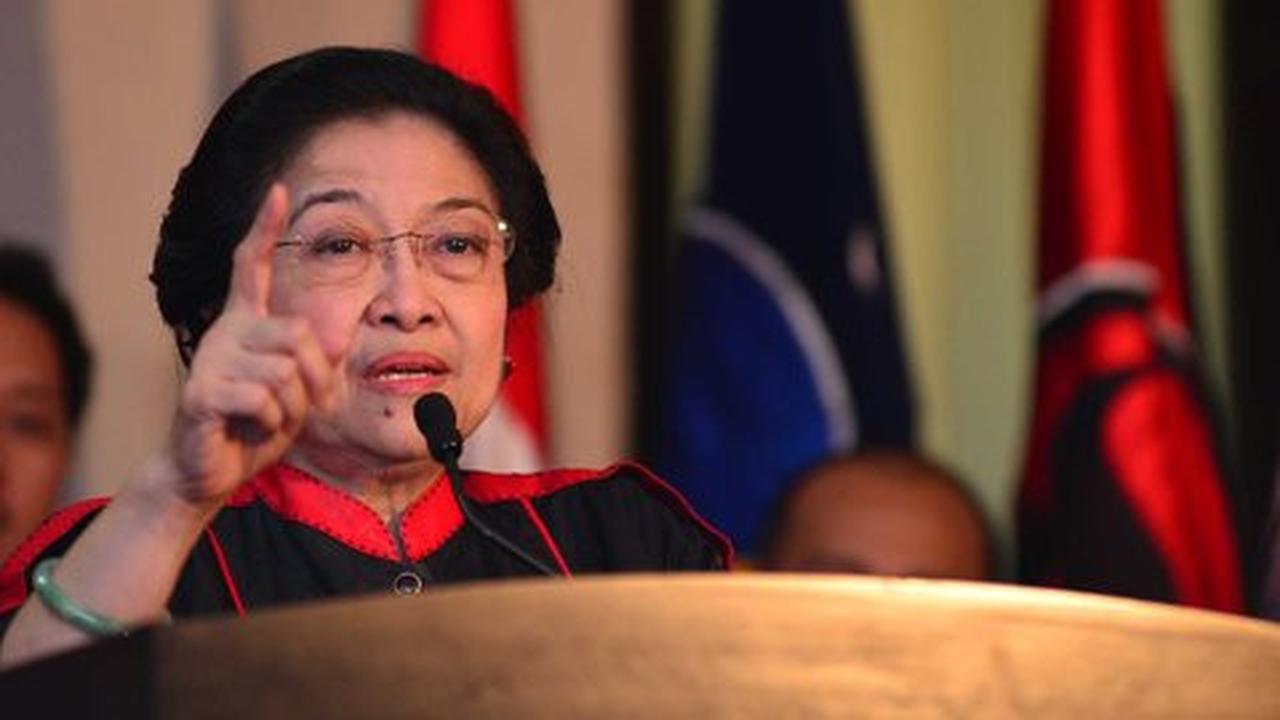 Naik pesawat carter, Megawati tiba di Pulau Sangihe jadi jurkam Olly