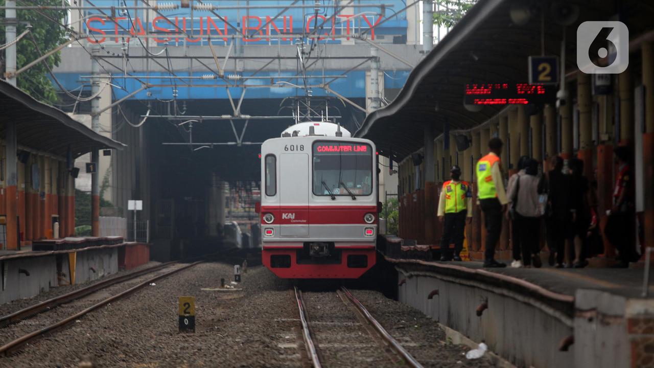 Polemik Impor 29 Unit Rangkaian KRL Bekas dari Jepang