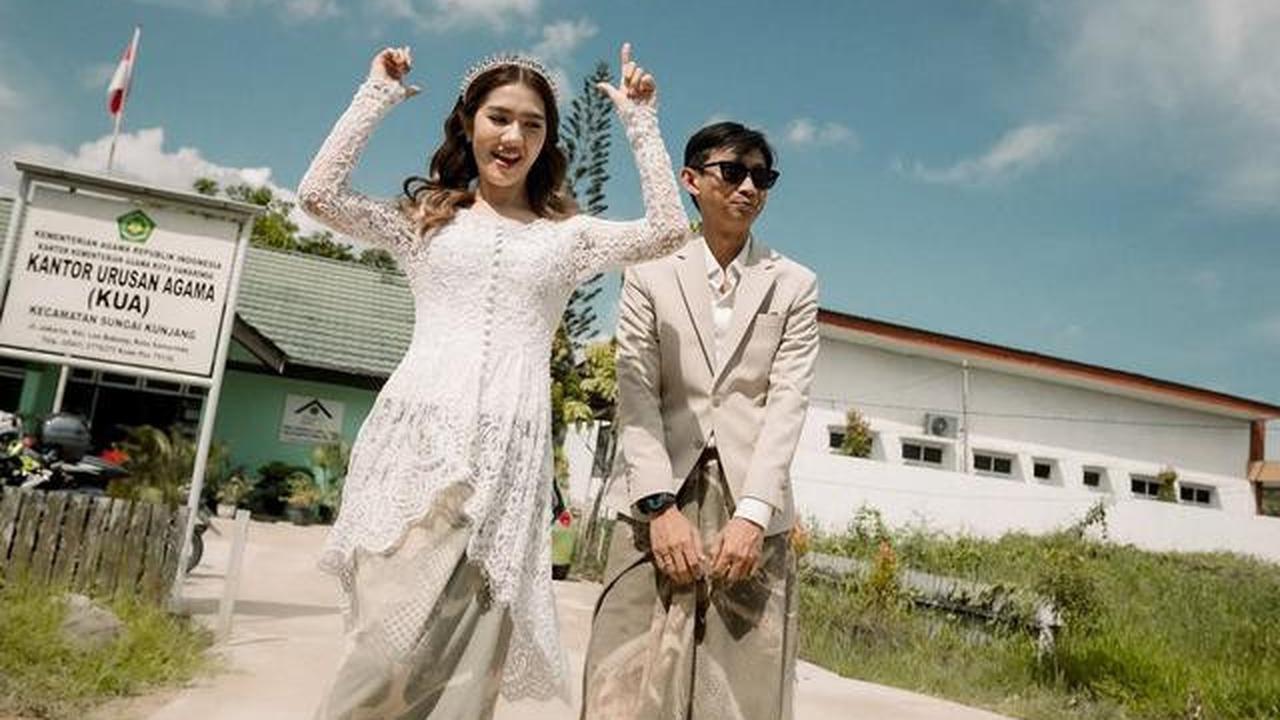 12 Artis yang Menikah di KUA, Terbaru Reza SMASH