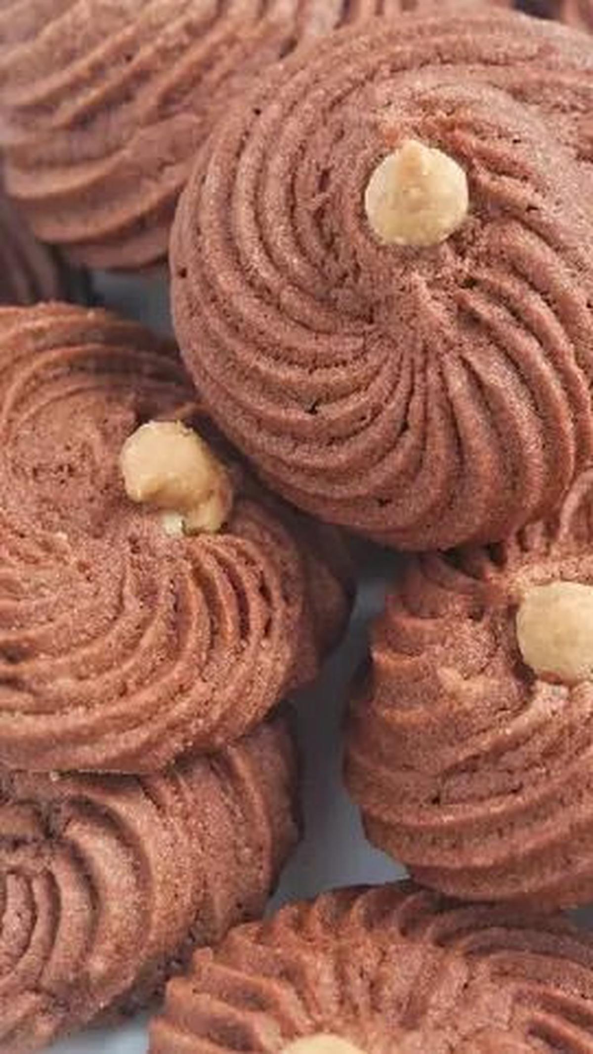 2. Kue Sagu Coklat