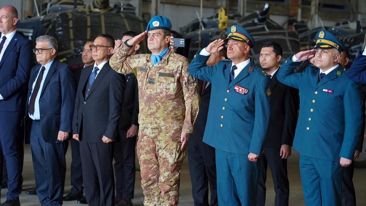 FOTO: Penghormatan Terakhir bagi Kopral Rico Pramudia di Beirut