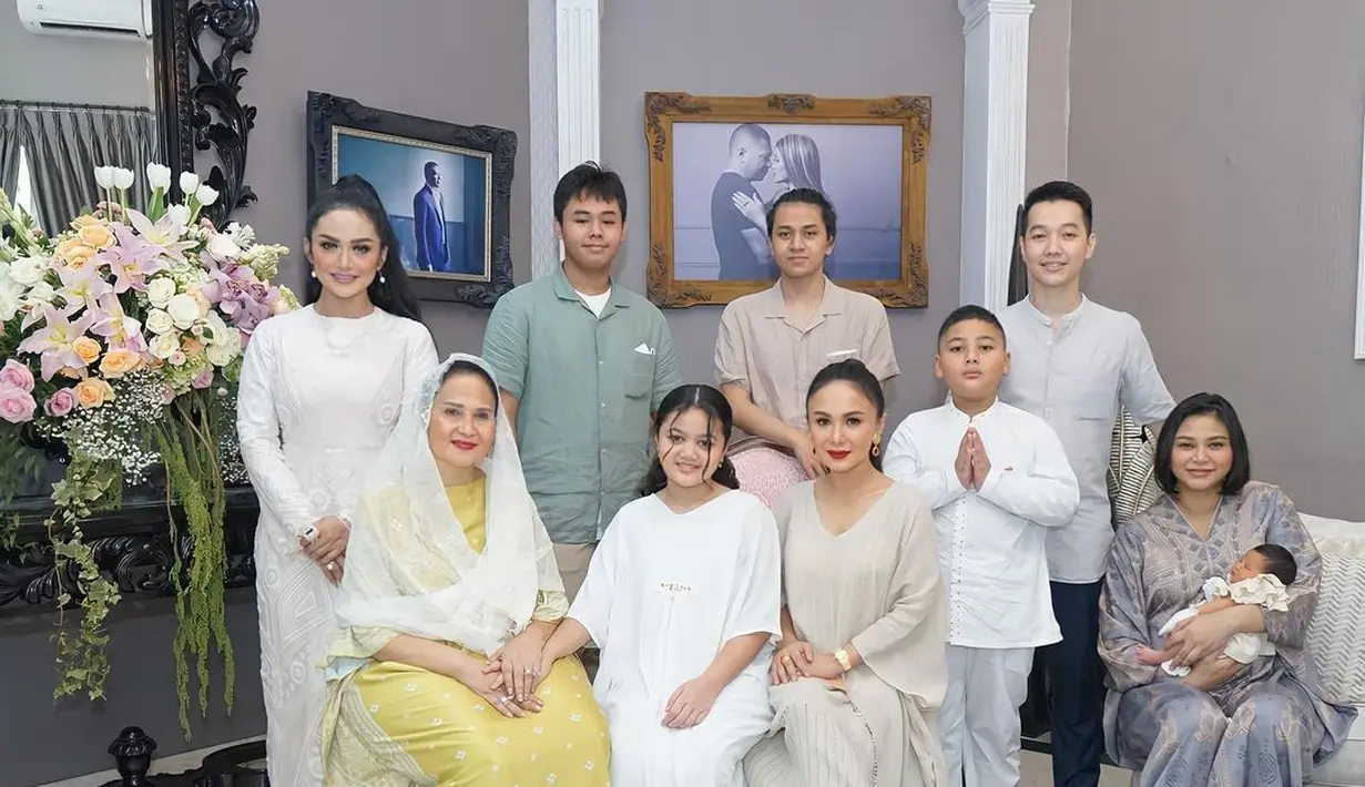 Lebaran di Rumah Krisdayanti (Instagram/yunishara36)