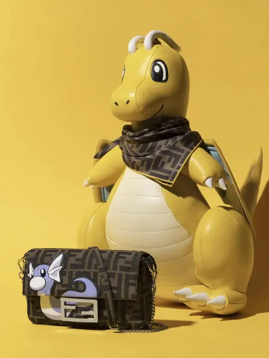 Brand luxury asal Italia ini mengeluarkan koleksi khusus bergambarkan karakter digital avatar yang ada di Pokémon Go. [Foto: Fendi.dok]