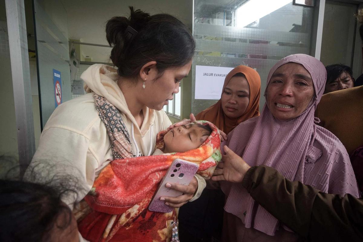 FOTO: Penampakan Longsor Meluluhlantakkan Permukiman di Cisarua Bandung