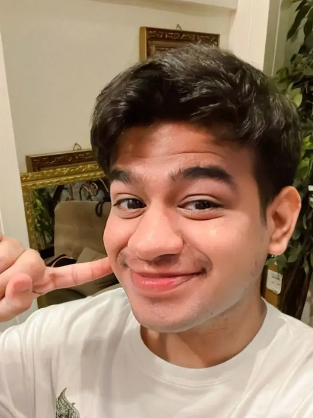 Fadil Jaidi Tanpa Kumis dan Jenggot