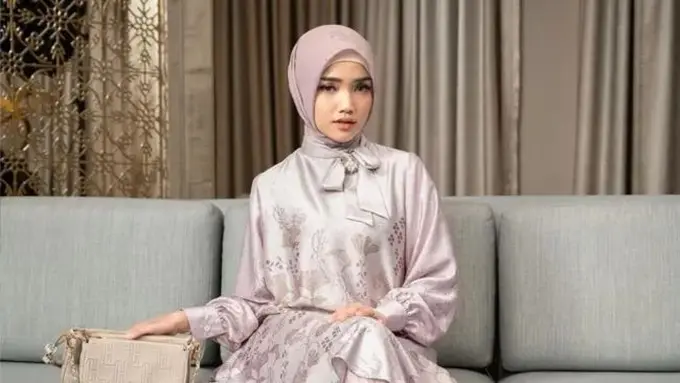 Inspirasi baju lebaran 2025 untuk remaja (credit: instagram/heylocal.id)