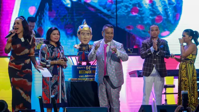 pesta perayaan ulang tahun ke-64 Hotman Paris