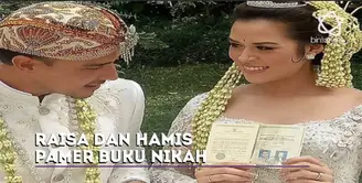 Usai prosesi Ijab Kabul, Raisa dan Hamish Daud sah menjadi pasangan suami istri. Akad nikah digelar di Mid Plaza, Jakarta, Minggu (3/9) pukul 09.00 WIB