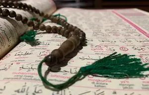 Kumpulan Sholawat Pendek yang Mudah Diamalkan Setiap Hari Teks Arab, Latin dan Artinya