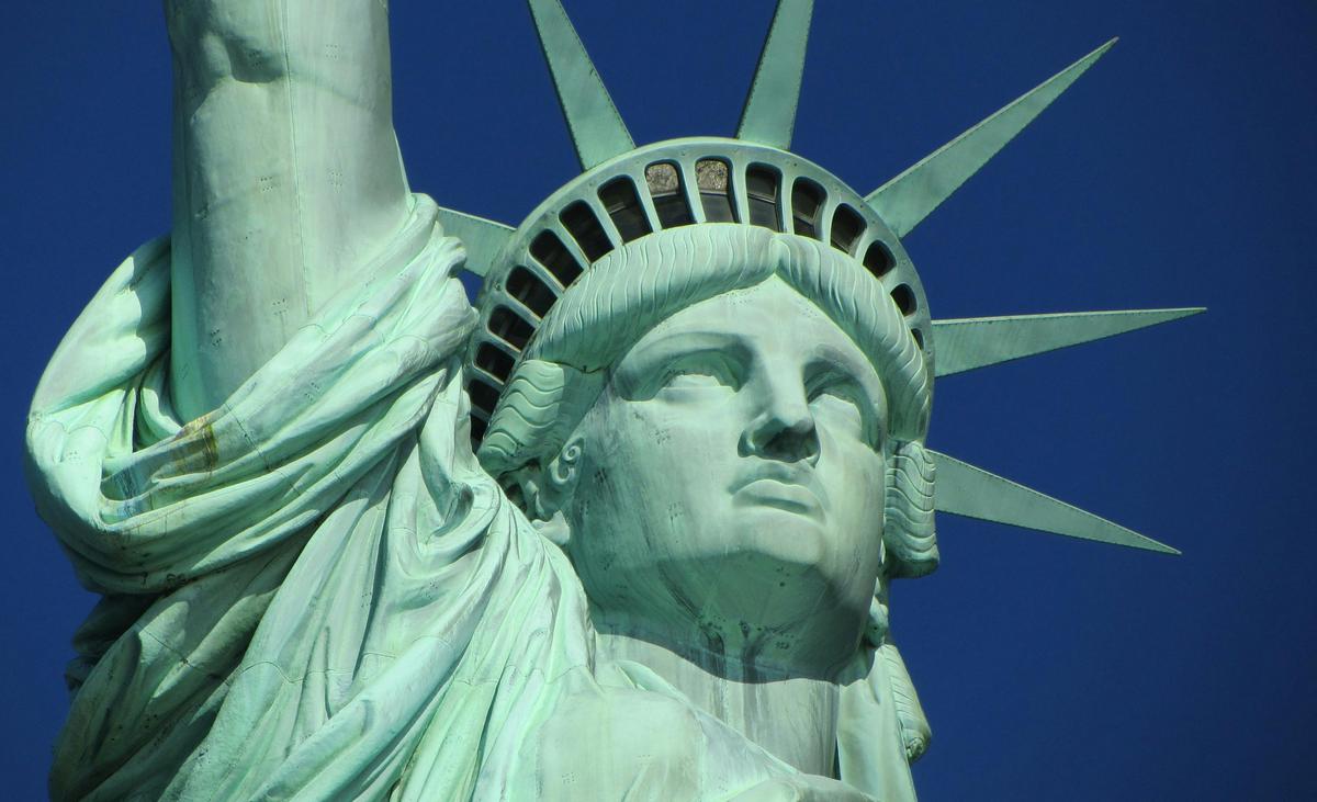 patung liberty