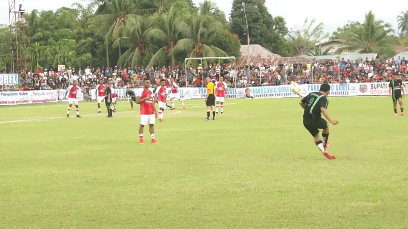 Persidago vs Persipura