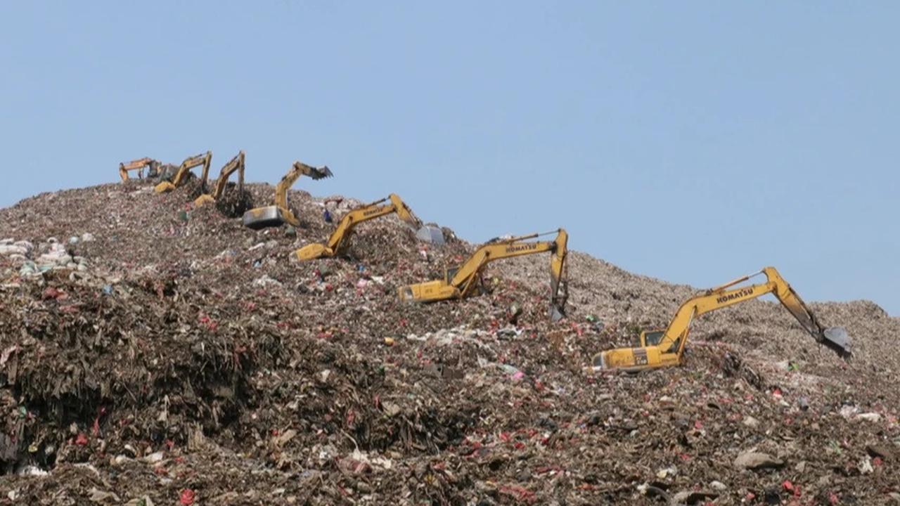 Bukit Sampah Bantargebang