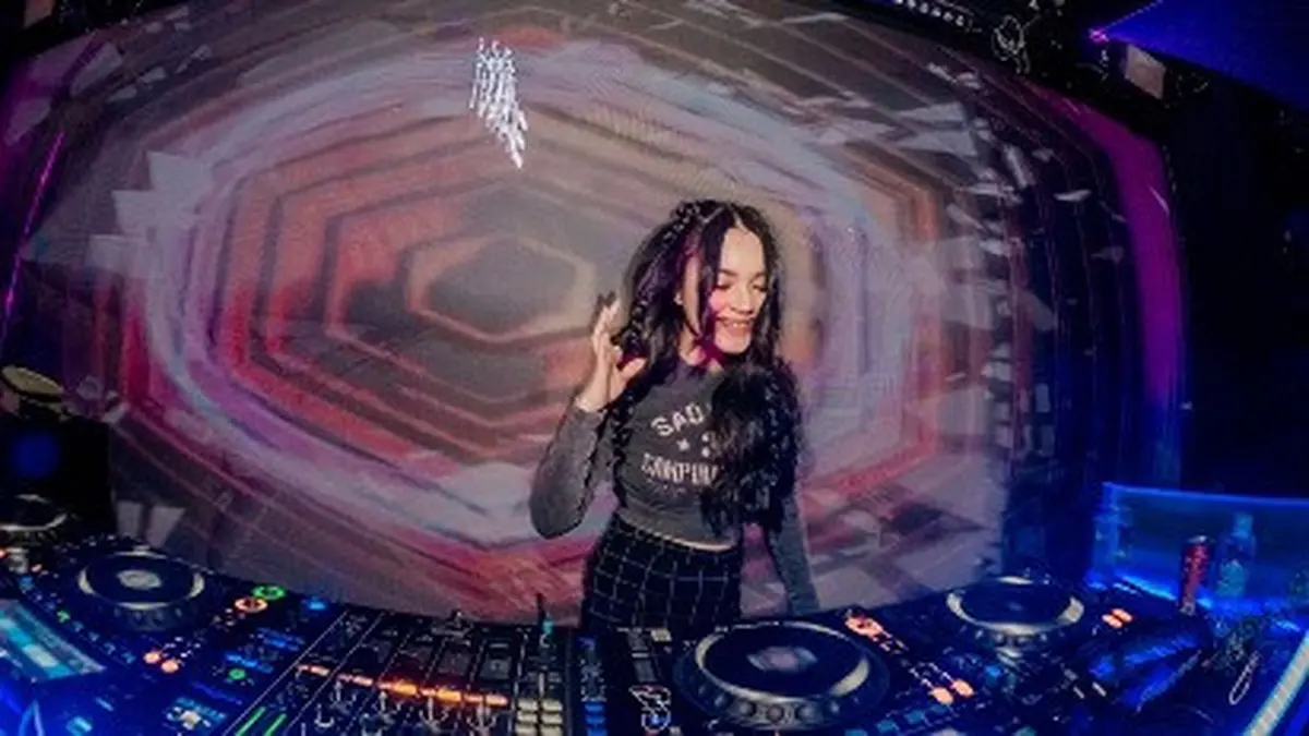 Berita DJ Una Hari Ini - Kabar Terbaru Terkini | Liputan6.com