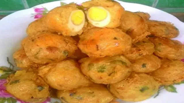 nikmatnya perkedel kentang isi telur puyuh (dapurzahira.blogspot.co.id)