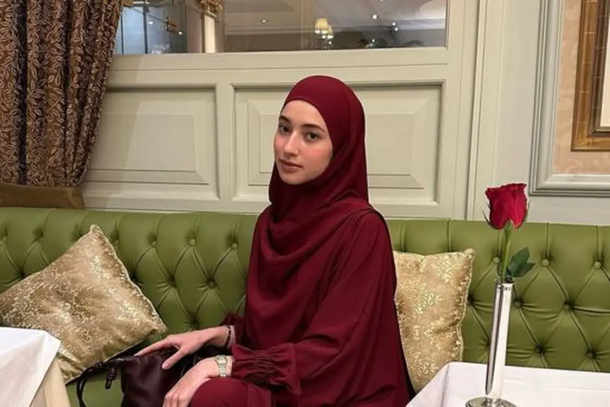 Potret Cantik Ameera Khan Pacar Jefri Nichol saat Tampil Berhijab (credit: instagram/littlemisskhan)