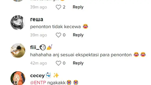 Asik Nonton TV, Wanita Ini Dikejutkan dengan Ular Muncul dari Kipas Angin