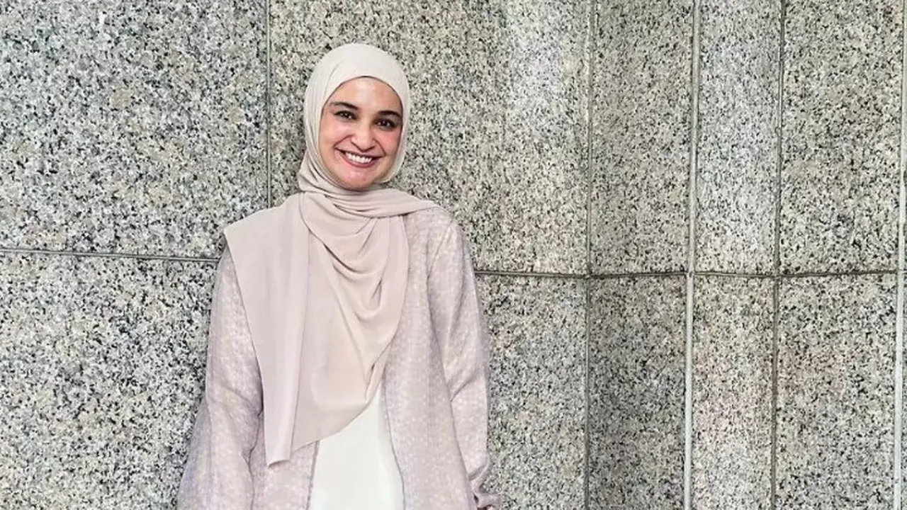 Shireen Sungkar di akikah anak Ryana Dea (Instagram/shireensungkar)