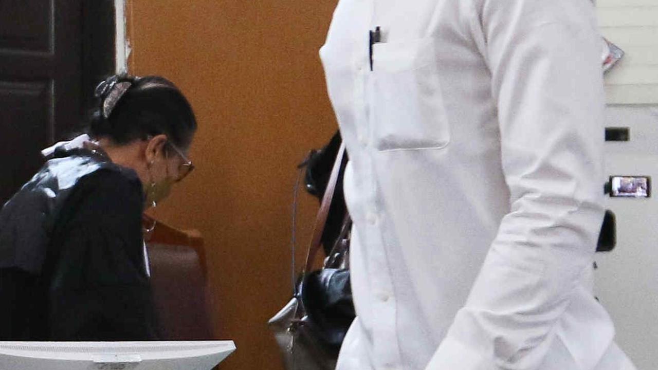 AG sempat berpacaran dengan David Ozora pada Desember 2022 lalu putus awal Januari 2023. Namun keduanya tetap berkomunikasi dengan baik. Di mana kemudian AG berpacaran dengan Mario Dandy 11 Januari 2023.