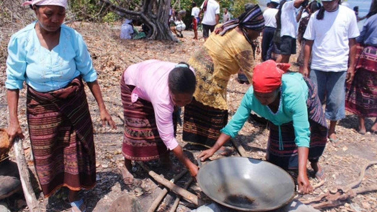 Menyaksikan Pou Hari, sajian penguasa laut suku pedalaman Alor