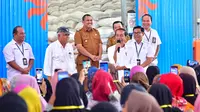 Presiden Jokowi dalam kunjungan kerjanya ke Gudang Bulog Pematang Kandis, Kabupaten Merangin pada Rabu (3/4) dan Gudang Bulog Manggis, Kabupaten Bungo pada Kamis (4/4)/Istimewa.