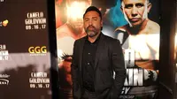 Oscar De La Hoya turut menantikan pertarungan antara Floyd Mayweather Jr dengan Conor McGregor. (AFP/Noel Vasquez)