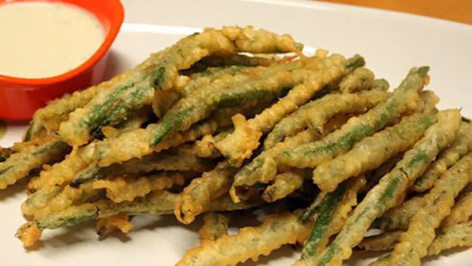 Buncis saus telur asin/copyright Rachael Ray