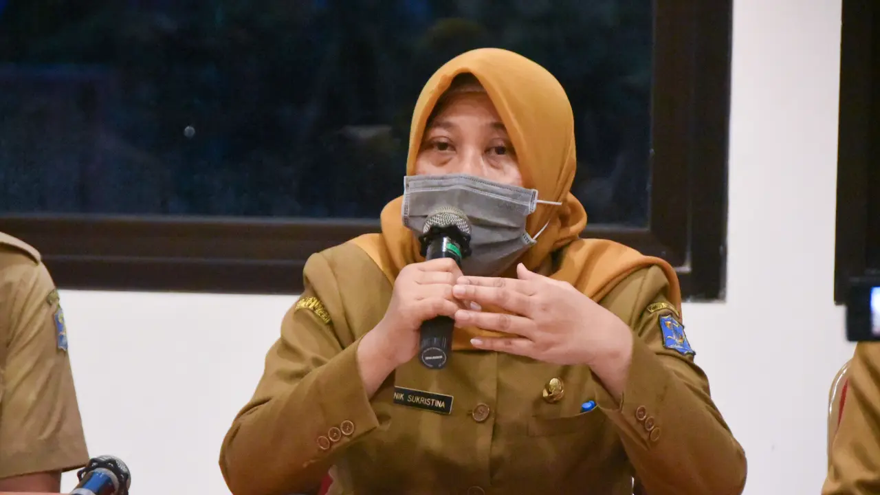 Kepala Dinas Kesehatan Kota Surabaya Nanik Sukristina. (Dian Kurniawan/Liputan6.com)