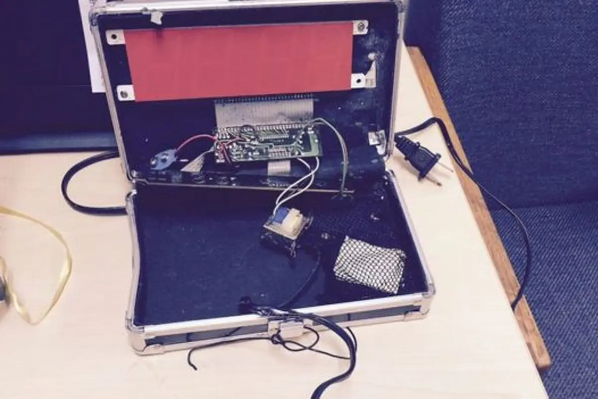 Barack Obama: Jam Bagus Ahmed Mohamed. Mau Bawa ke Gedung Putih?