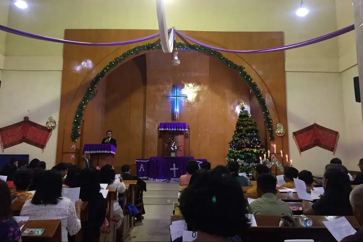 Ilustrasi - Umat Nasrani merayakan Natal di gereja. (Foto: Liputan6.com/ Novia Harlina)