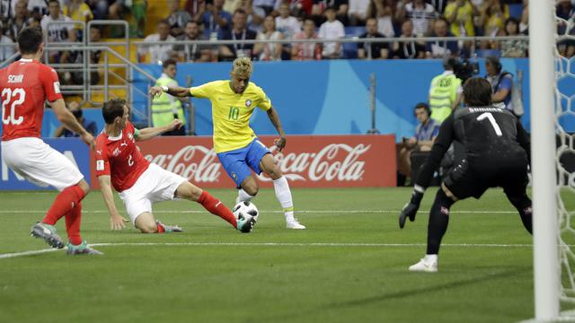 Ragam Ekspresi Neymar saat Jatuh Terguling-Guling di Piala Dunia 2018