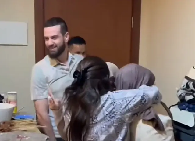 Kisah haru WNI mudik dari Belanda ke Indonesia, beri kejutan keluarga tanpa beri kabar