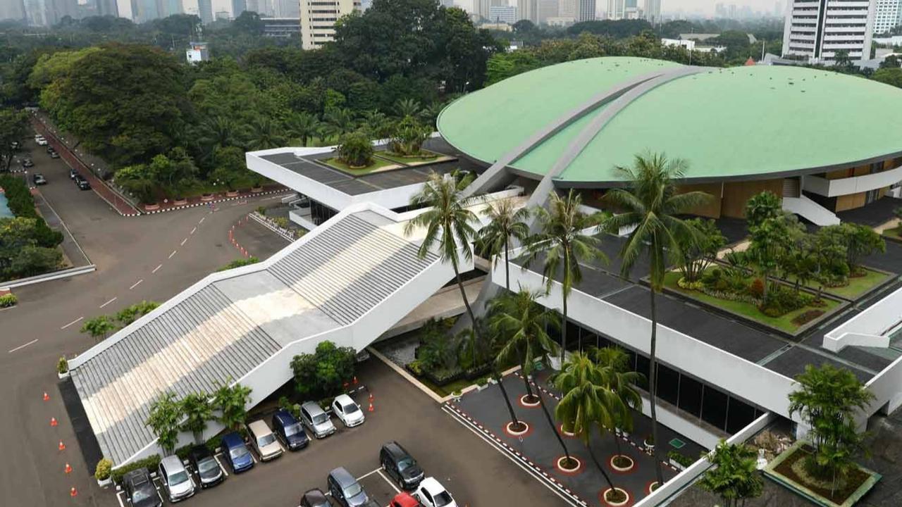 Heboh Guru SMA Beri Soal Gambar Alat Kelamin, DPR: Evaluasi Materi Ajar!