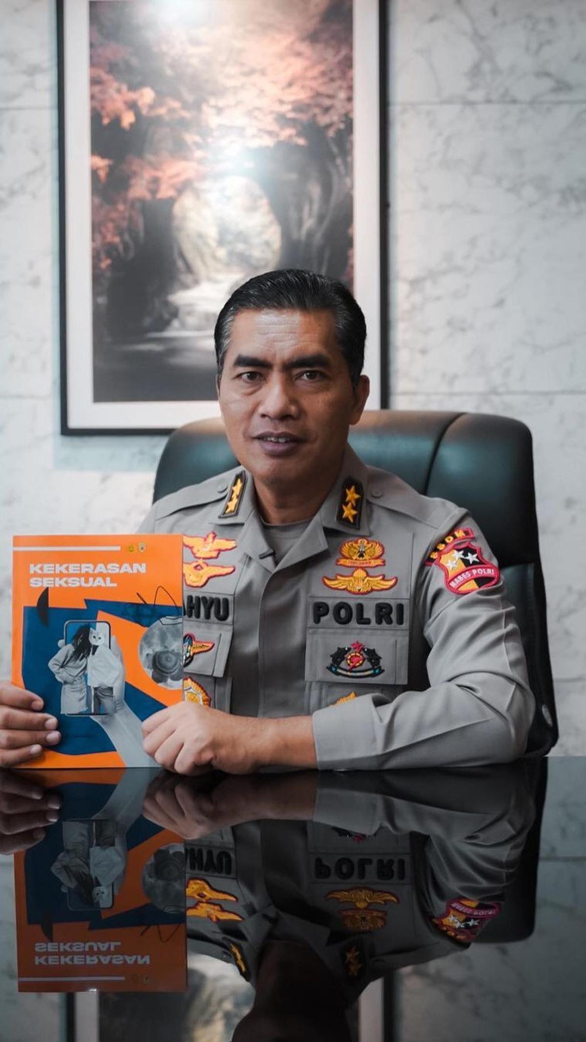 Profil Singkat Komjen Wahyu Widada<br>