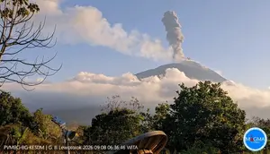 Erupsi Ile Lewotolok, 11 Desa di Lembata Terpapar Abu Vulkanik