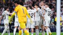 Selebrasi Dean Huijsen dkk. dalam laga Real Madrid vs Elche di Liga Spanyol, Minggu (15/3/2026). (AP Photo/Manu Fernandez)
