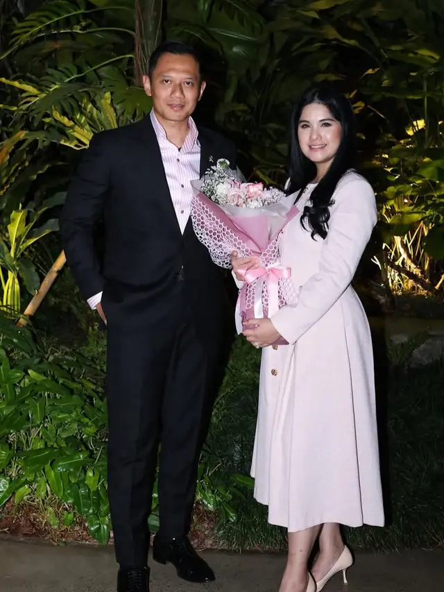 Almira saat Makan Malam Anniversary Pernikahan Orangtuanya, Annisa Pohan dan AHY ke-20. [@annisayudhoyono]