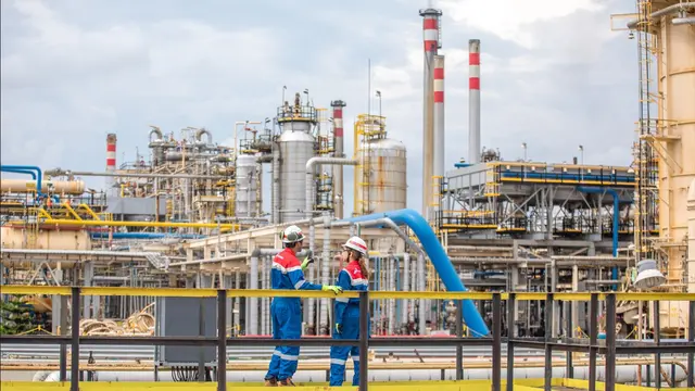 Pekerja PT Kilang Pertamina Internasional (KPI).