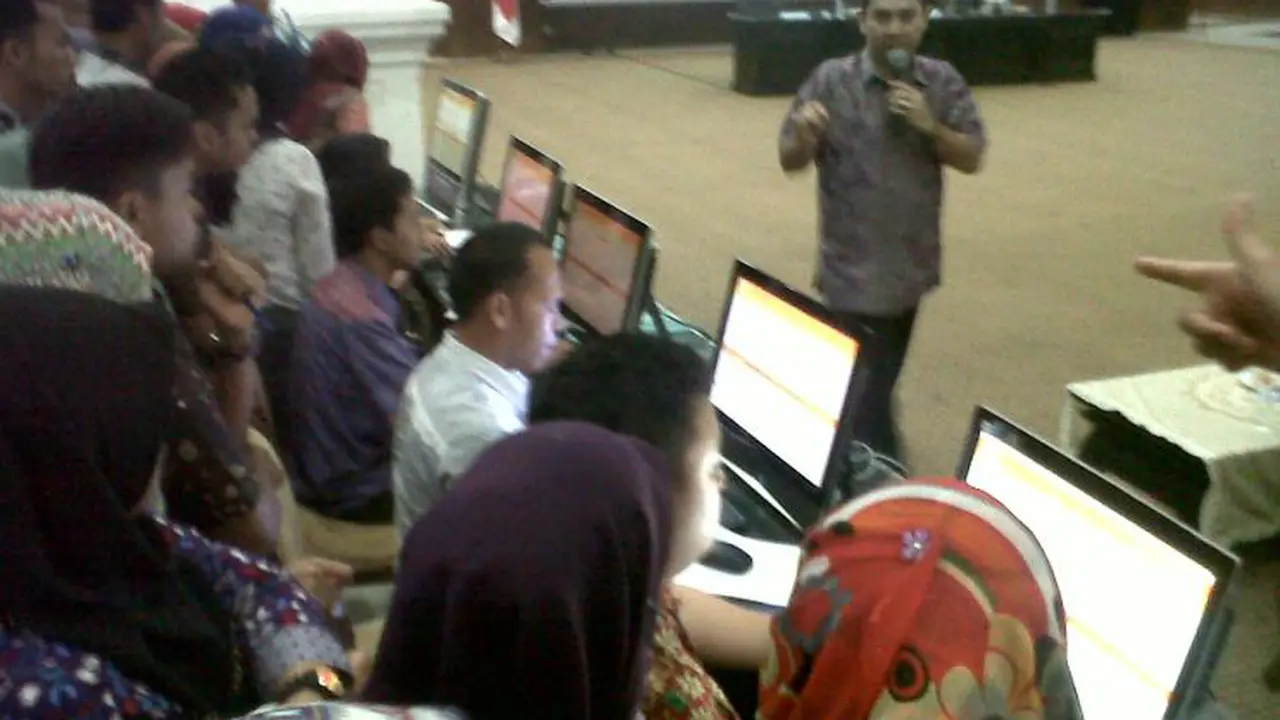 Simulasi Tes CPNS 2014 dengan sistem CAT di Banten