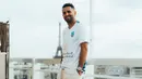 Riyad Mahrez didatangkan Manchester City dari sesama klub Premier League, Leicester City pada awal musim 2018/2019. Setelah 5 musim bersama, pada awal musim 2023/2024 saat kontraknya tersisa satu tahun usai perpanjangan kontrak pada 2022/2023, ia memutuskan hengkang ke klub Arab Saudi, Al-Ahli dengan nilai transfer 35 juta euro dengan durasi kontrak selama empat tahun hingga 30 Juni 2027. (twitter.com/ALAHLI_FCEN)