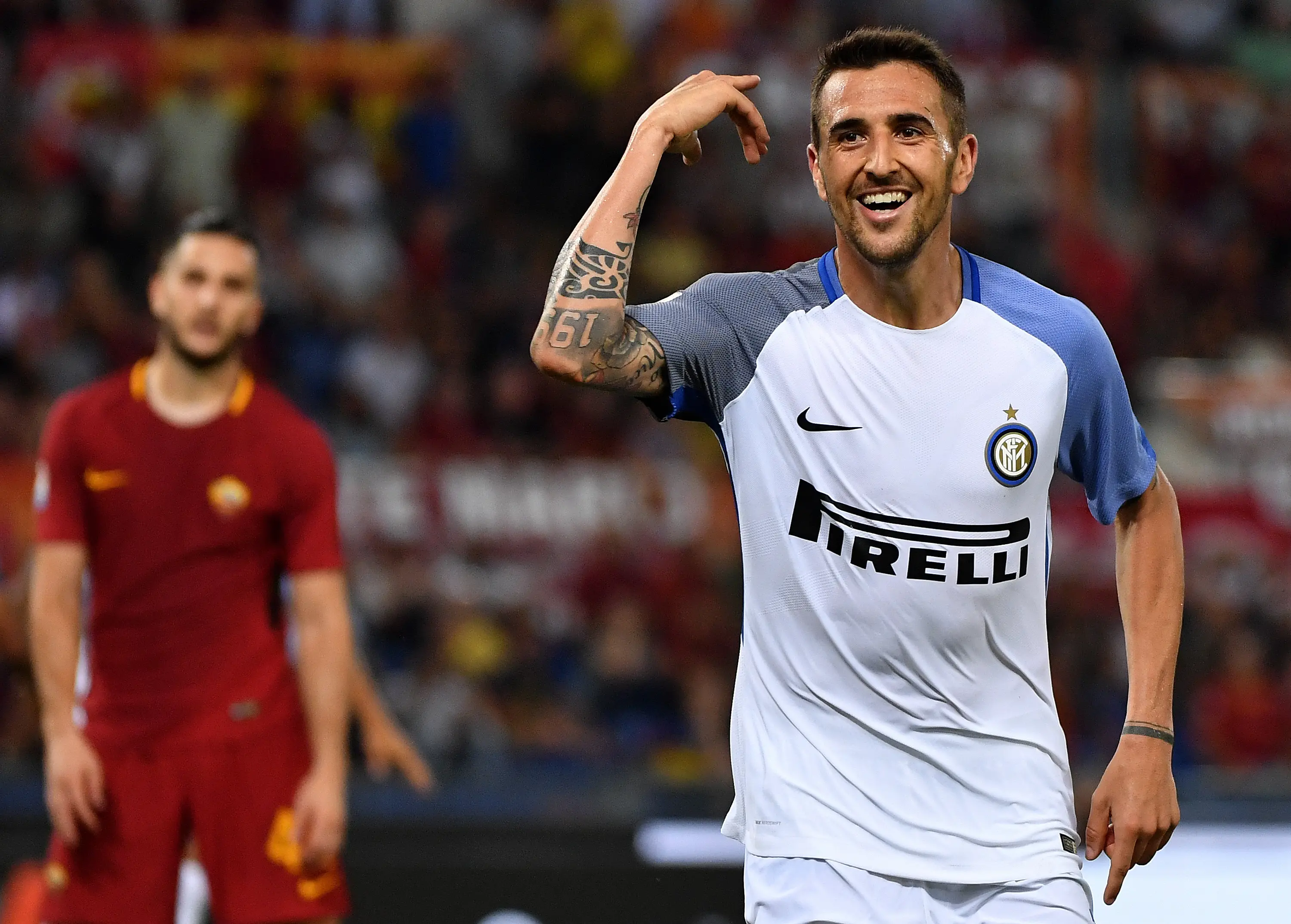 Matias Vecino - Pemain Uruguay ini menjadi pembelian termahal Inter Milan musim panas lalu. Meski sempat diragukan namun mantan pemain Fiorentina itu bisa menjawab keraguan dengan menjadi penyeimbang di lini tengah. (AFP/Alberto Pizzoli)