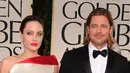 Angelina Jolie meminta hak asuh anak seluruhnya sementara Brad Pitt juga menginginkan anak-anak bersamanya. (JASON MERRITT  GETTY IMAGES NORTH AMERICA  AFP)