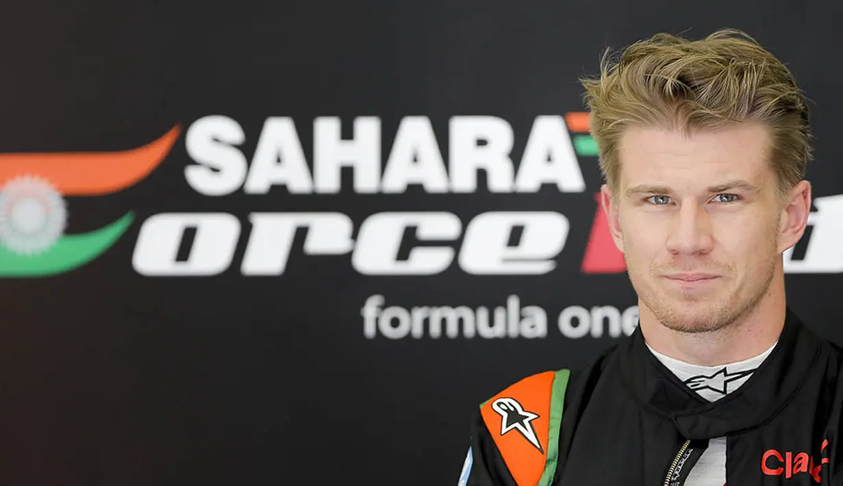 Nico Hulkenberg, pria Jerman yang kerap tampil dengan rambut tertata dan pembawaan yang elegan, dirinya merupakan pebalap dari tim Force India. (EPA/Valdrin Xhemaj)